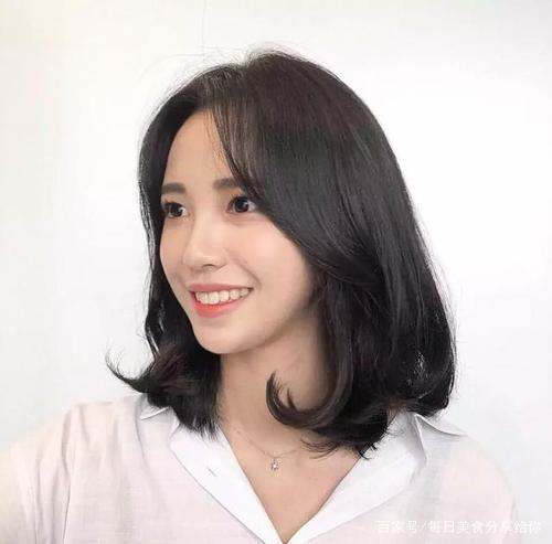 30岁适合什么发型女,30岁剪什么发型显年轻图6