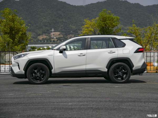 丰田RAV4有几种车身颜色,丰田rav4有几种颜色丰田rav4哪个颜色好看图3