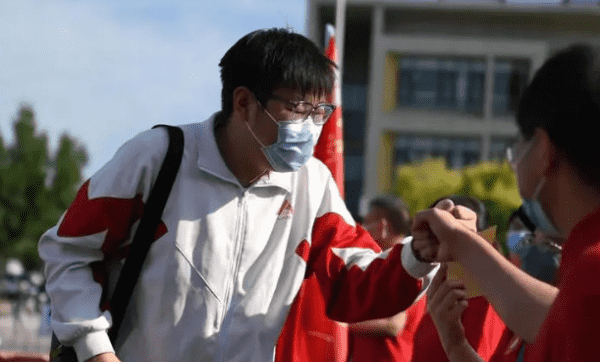 祝福自己的学生高考,祝福高考学生的祝福语大全图1