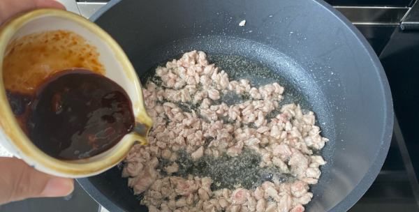 毛豆炒肉的做法图解,雪菜肉丝炒毛豆的做法图32