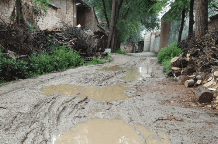 泥泞的道路是指什么意思,泥泞的道路就是什么的道路结合生活实际可知图3