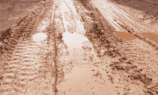 泥泞的道路是指什么意思,泥泞的道路就是什么的道路结合生活实际可知图5