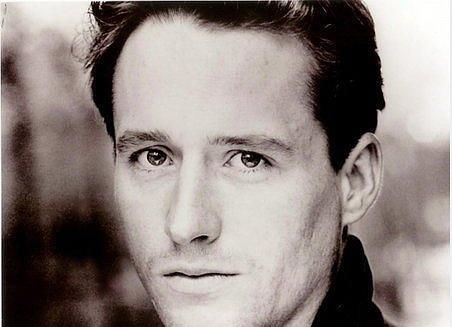 linus roache,黑人坤塔肯迪是哪部电影里的角色