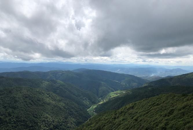 群山之巅的意思,群山之巅的意思是什么图6