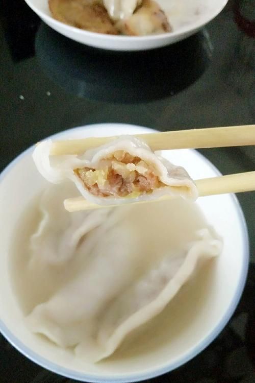 猪肉白菜饺正宗做法,猪肉白菜水饺的做法图1