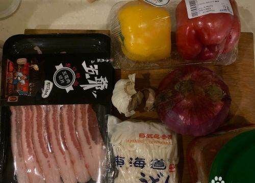 猪肉乌冬面的做法,泡菜猪肉乌龙面的美味做法