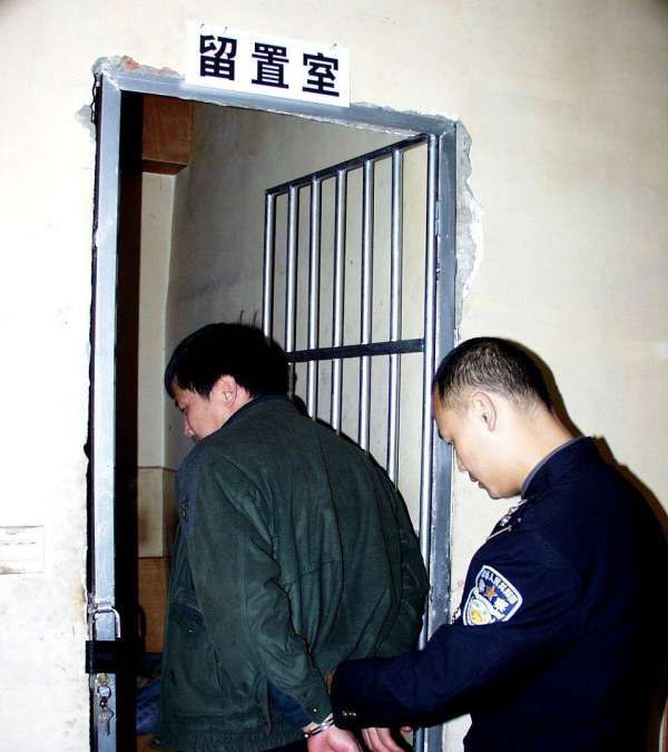 嫌疑人被刑事拘留可判刑多久,刑事案件最长拘留多长时间判刑图3