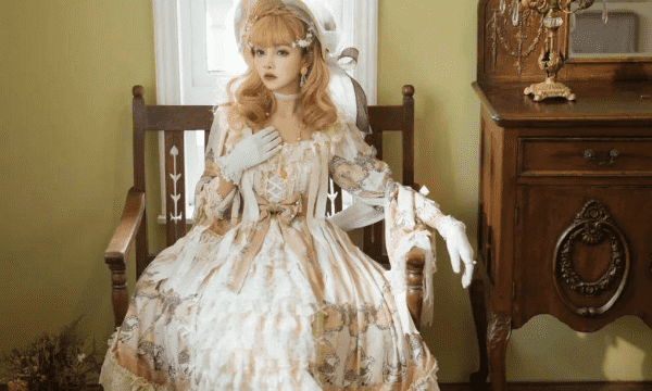 lolita服是什么意思，lo是什么意思空调上的