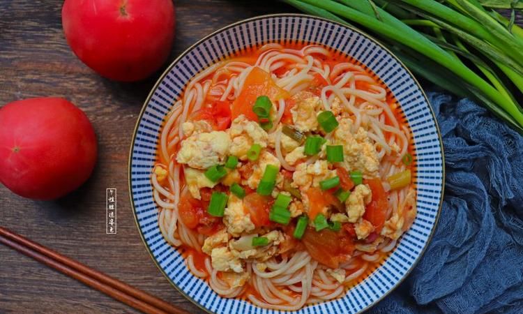 番茄鸡蛋面 怎么制作番茄鸡蛋面,番茄鸡蛋面的做法图1