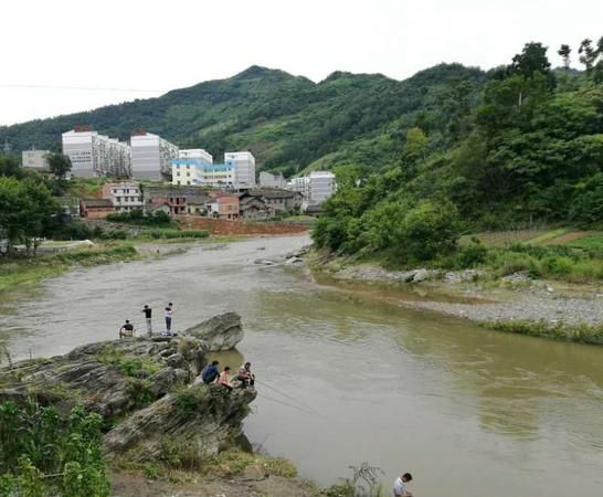 平利的河水经过安康,安康到晓道汽车时刻表