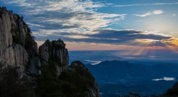 三山五岳位于山东的是什么山图2